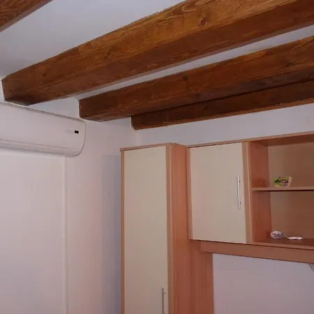 Apartments Kairos Trogir Room photo